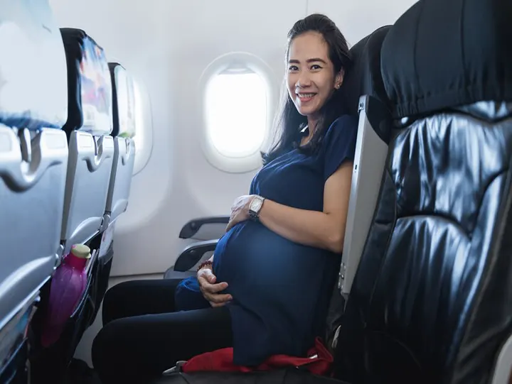 مسافرت با هواپیما در بارداری
